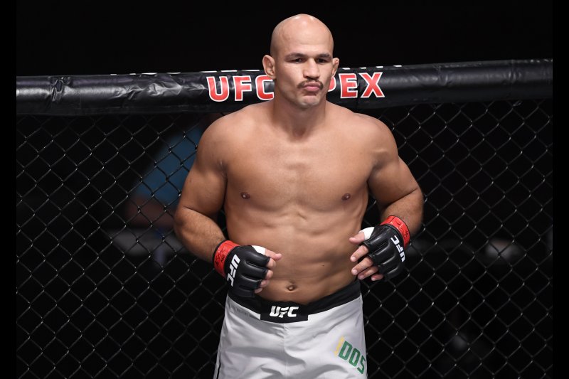 Junior dos Santos Challenges Jake Paul to Step Up After Gervonta Davis Fight Collapses